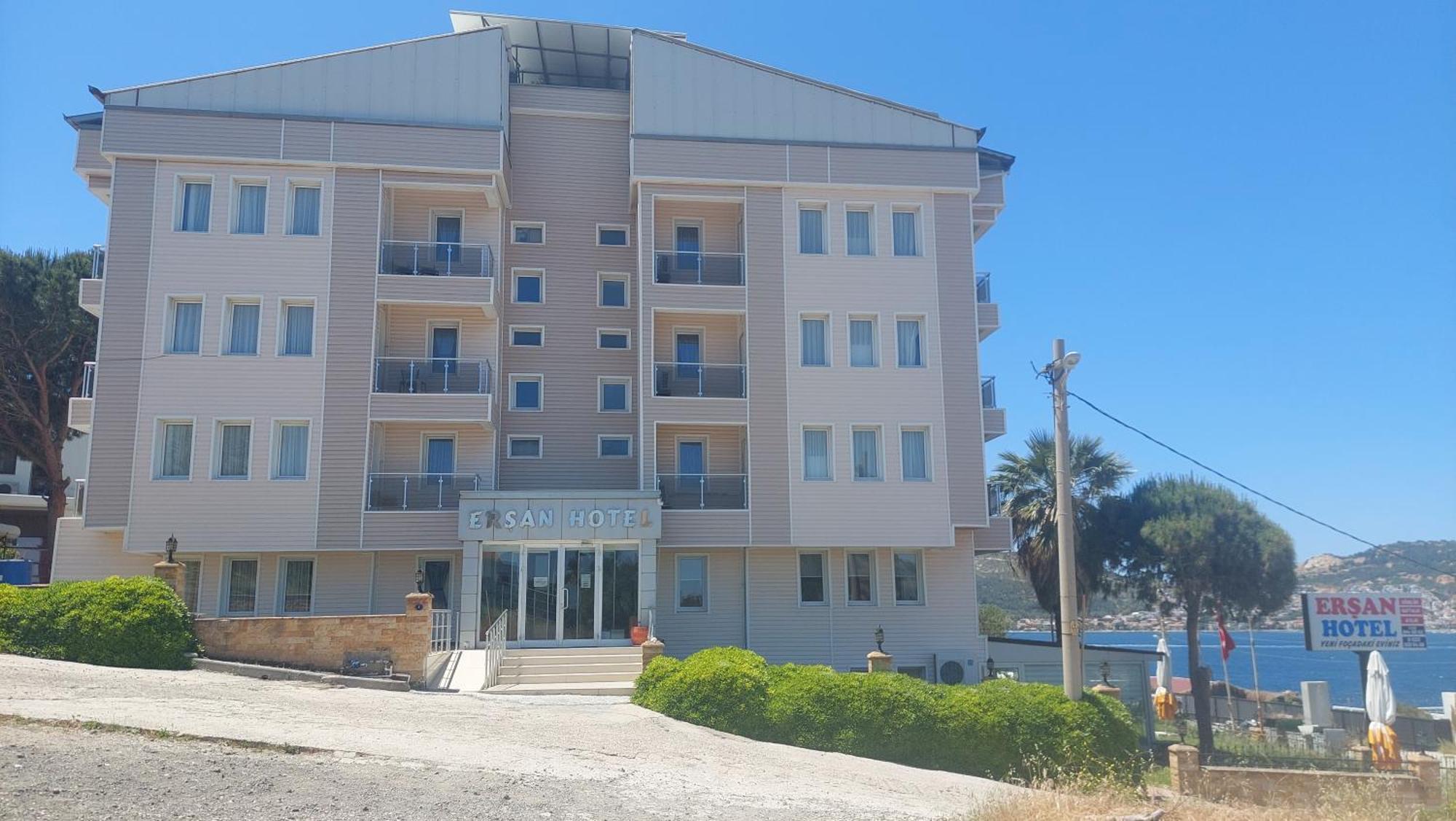 Yenifoca Ersan Hotel Bagian luar foto