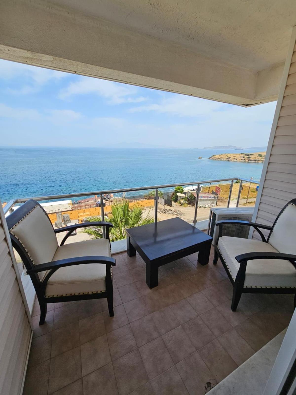 Yenifoca Ersan Hotel Bagian luar foto