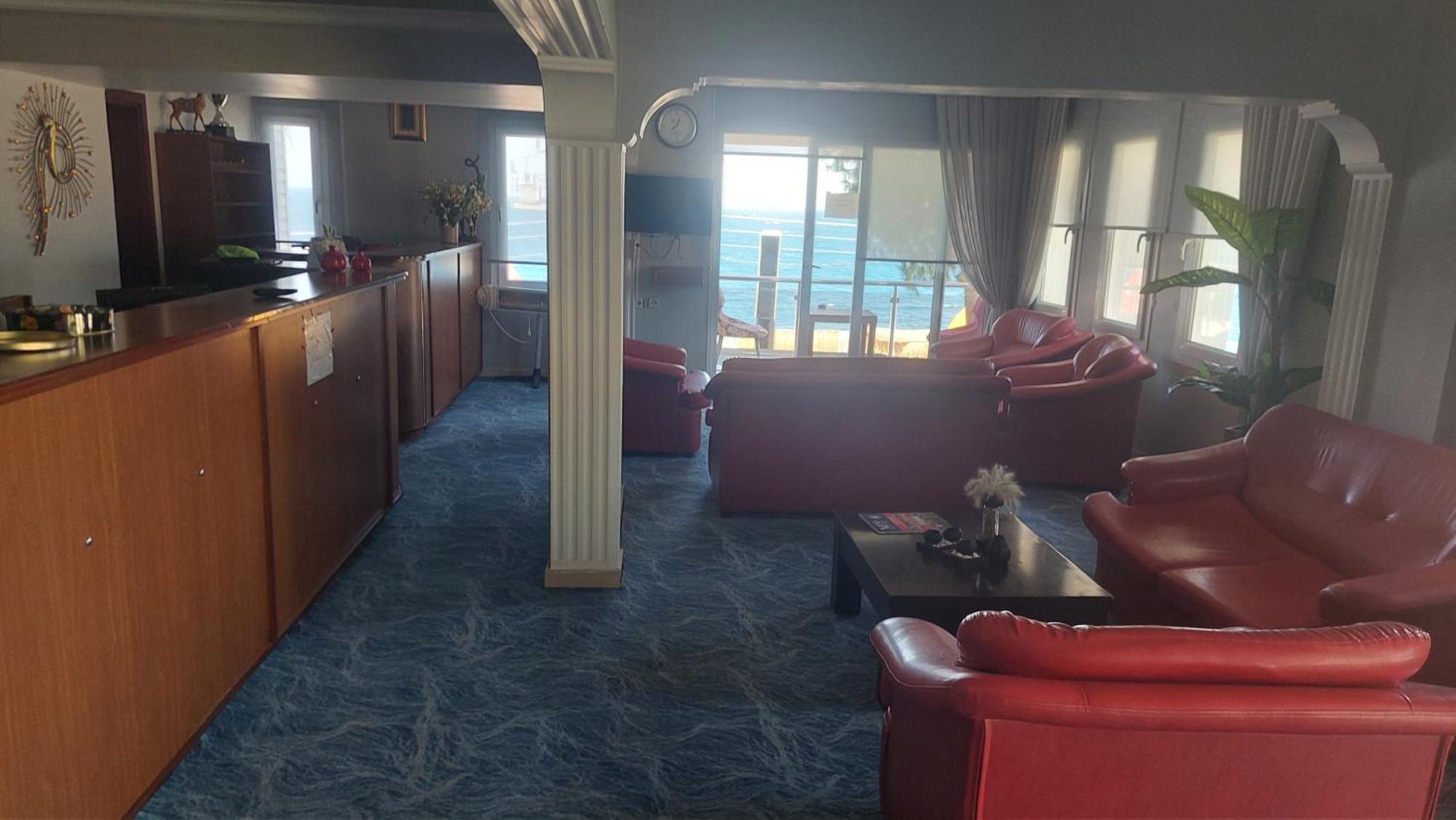 Yenifoca Ersan Hotel Bagian luar foto